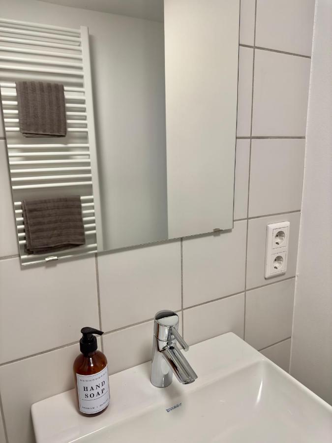 Kaarst-apt Fuer 4, Zentral, Gemuetlich, Privater Parkplatz Apartment